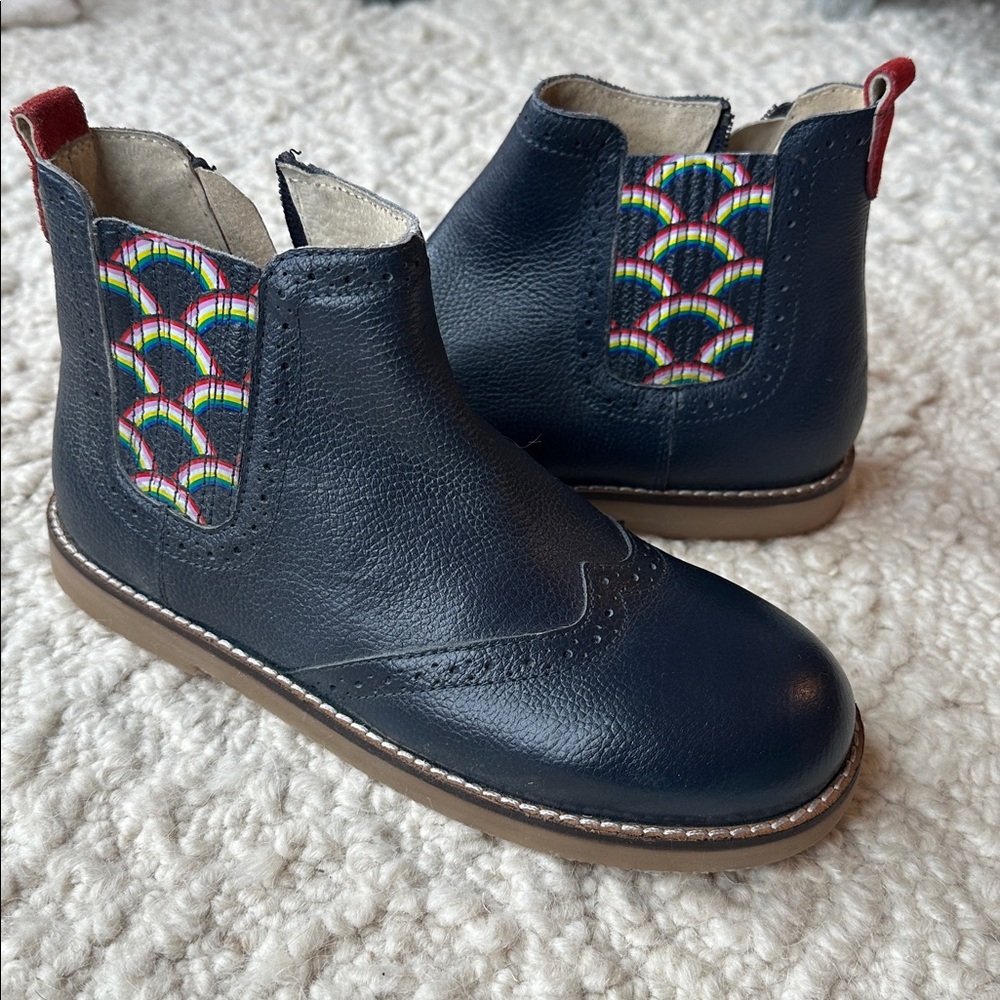 Mini Boden Navy ankle Boots with Colorful Side Detail. EU 35/US 3 NWOT